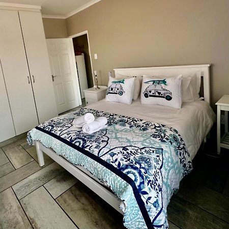Rudman Townhouses - Family Apartment Boksburg Esterno foto