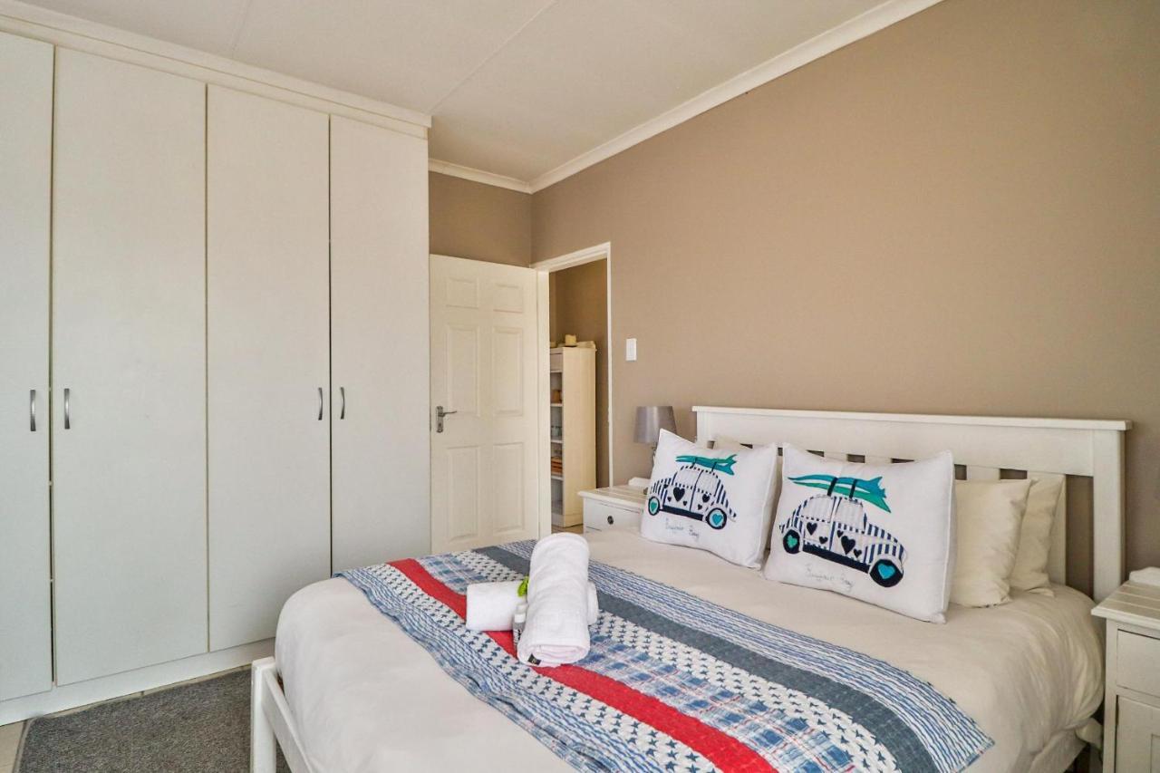 Rudman Townhouses - Family Apartment Boksburg Esterno foto